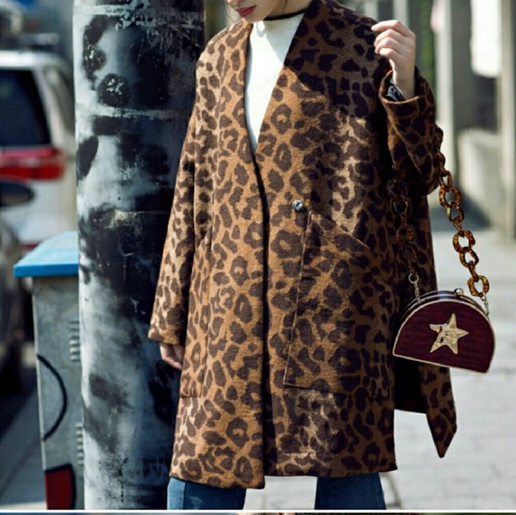 Leopard Topper Coat  Host Pick - Picture 2 of 8